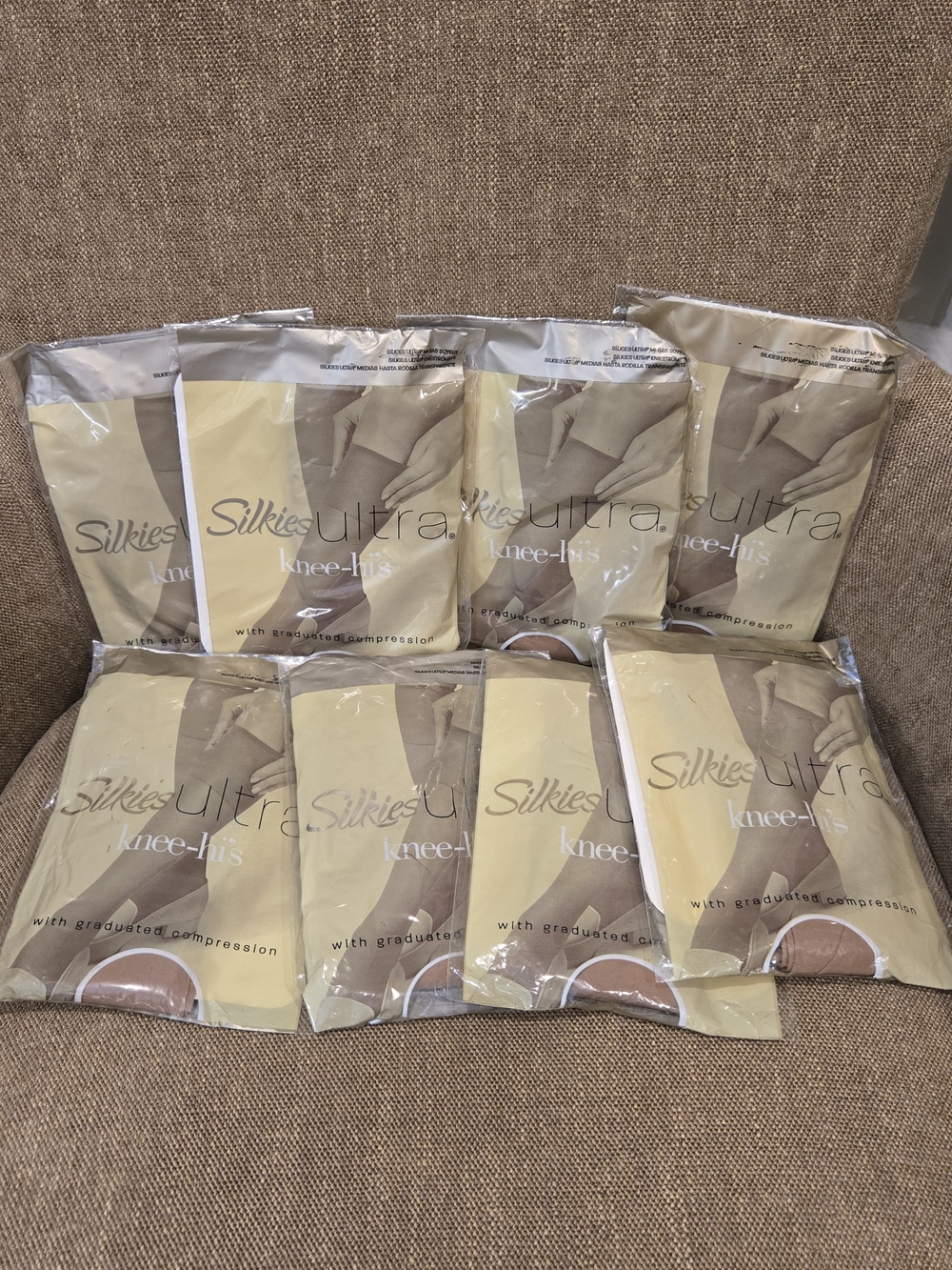 8 Lot (24 pairs) Silkies Nude graduated compression Ultra Knee Hi's NIB
